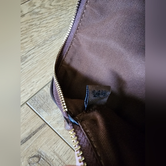 NWT Coach Crossgrain Signature Leather Corner Zip Wristlet Wallet Brown 6648 - Picture 7 of 7